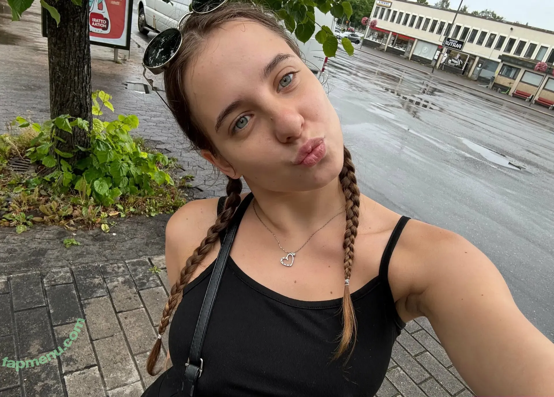 leylashy nude photo #0040 (leylacool)