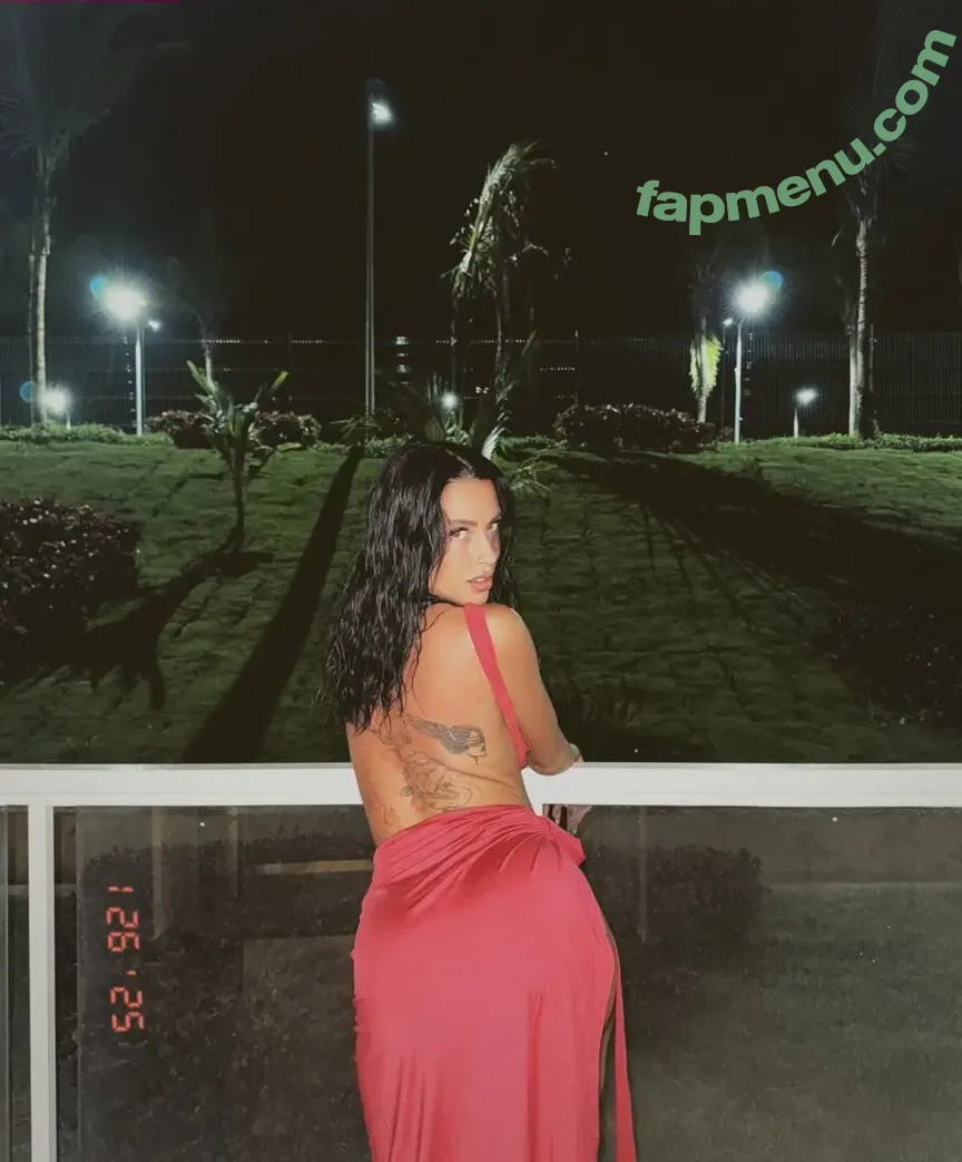 Leyo_tout_cour nude photo #0015 (AngelAndLilith / Olivia Dove / Olivia_Dove / sexprimersanstabous)