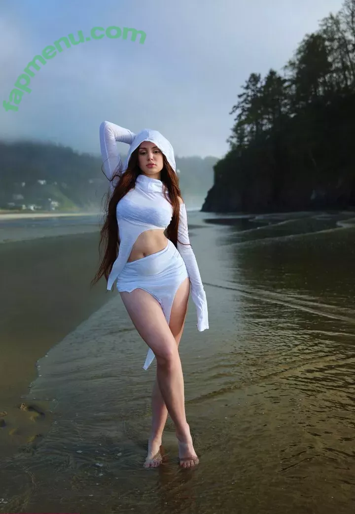 _li.si_ nude photo #0020 (Elizabeth Simonenko / Lisiflex)