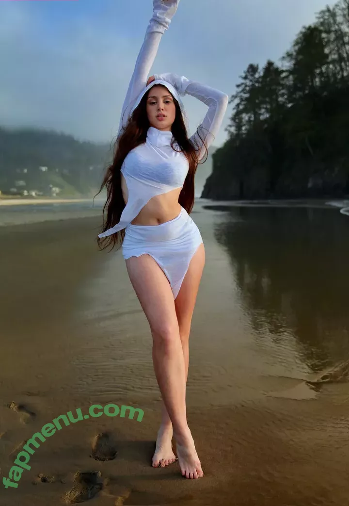 _li.si_ nude photo #0028 (Elizabeth Simonenko / Lisiflex)