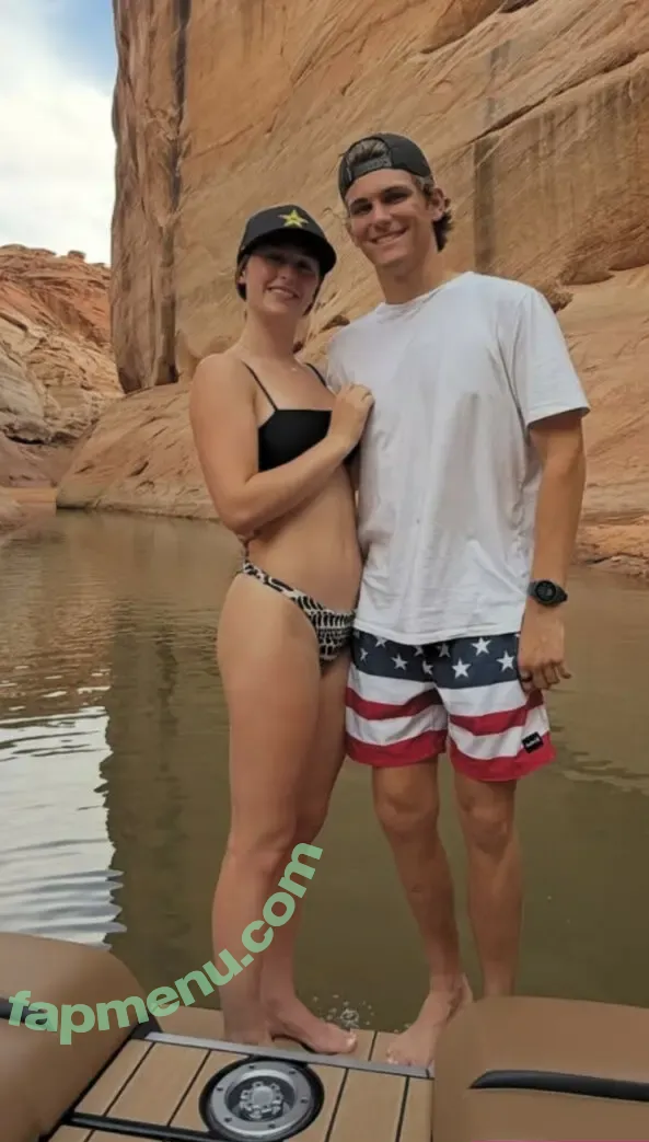 Lia Block nude photo #0136 (liakblock)