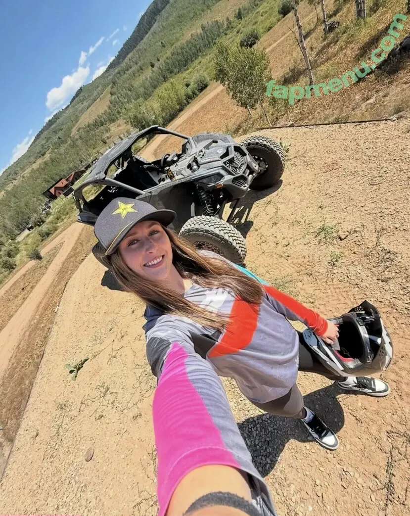 Lia Block nude photo #0138 (liakblock)