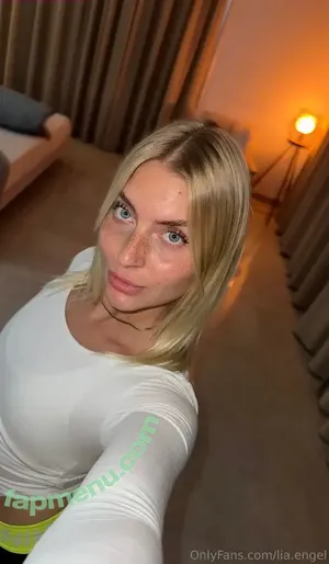 Lia Engel / LiaEngel4 / lia.engel nude photo #0040