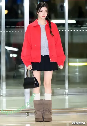 lia_loves___ / Choi Ji-su / ITZY / 최지수 nude photo #0211