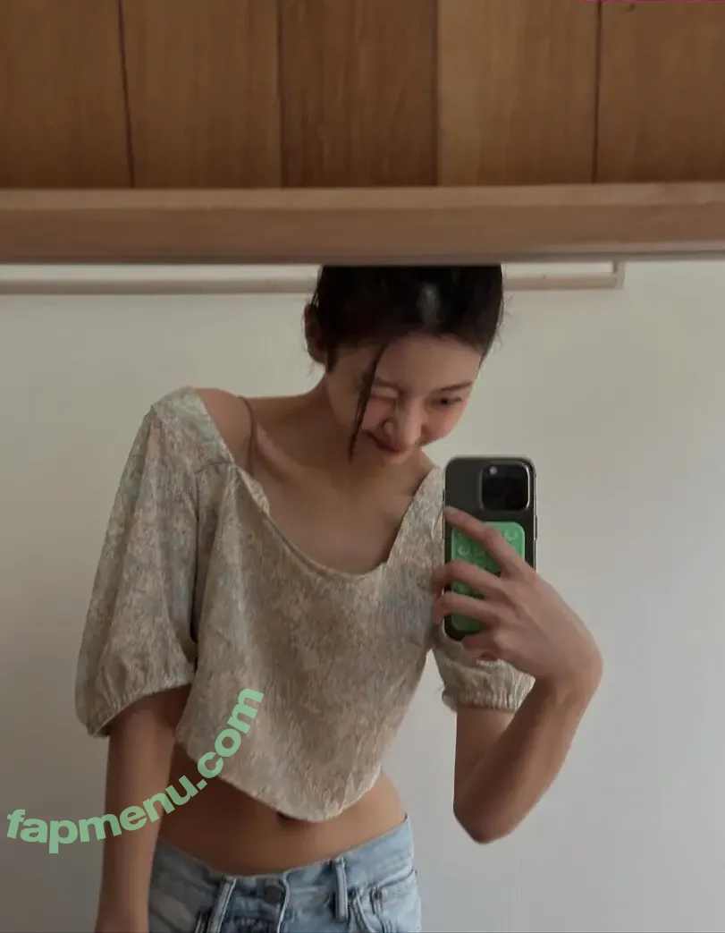 lia_loves___ nude photo #0165 (Choi Ji-su / ITZY / 최지수)