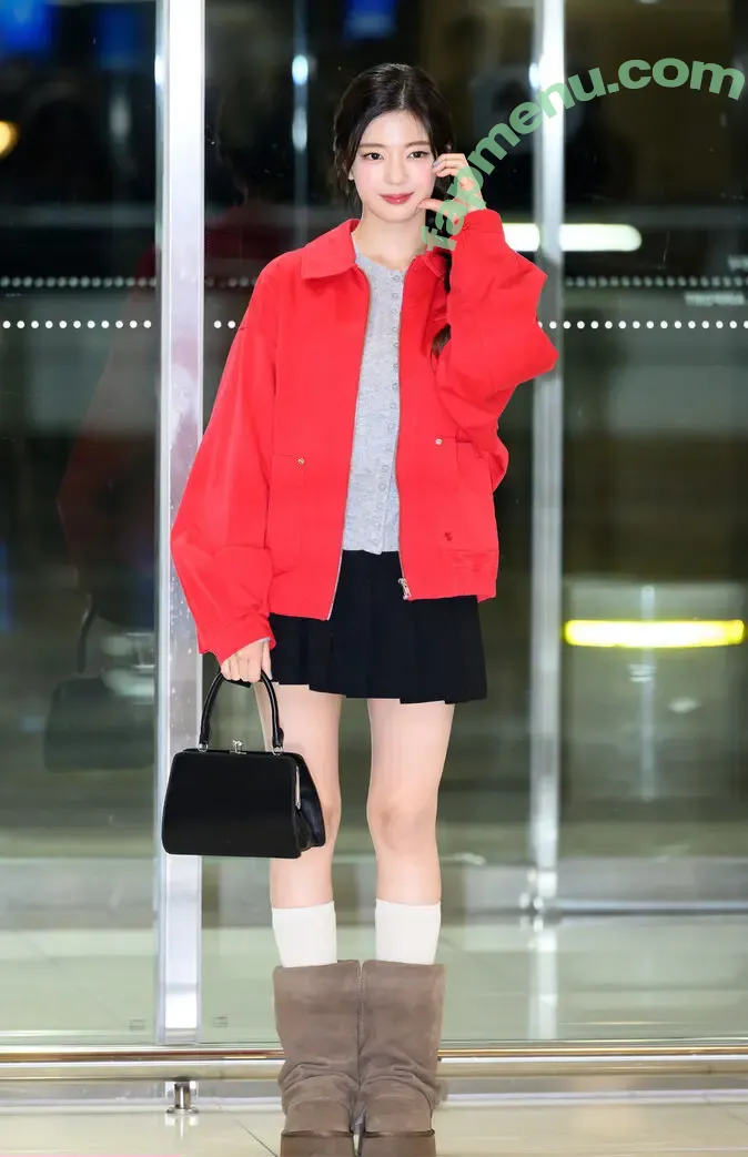 lia_loves___ nude photo #0203 (Choi Ji-su / ITZY / 최지수)