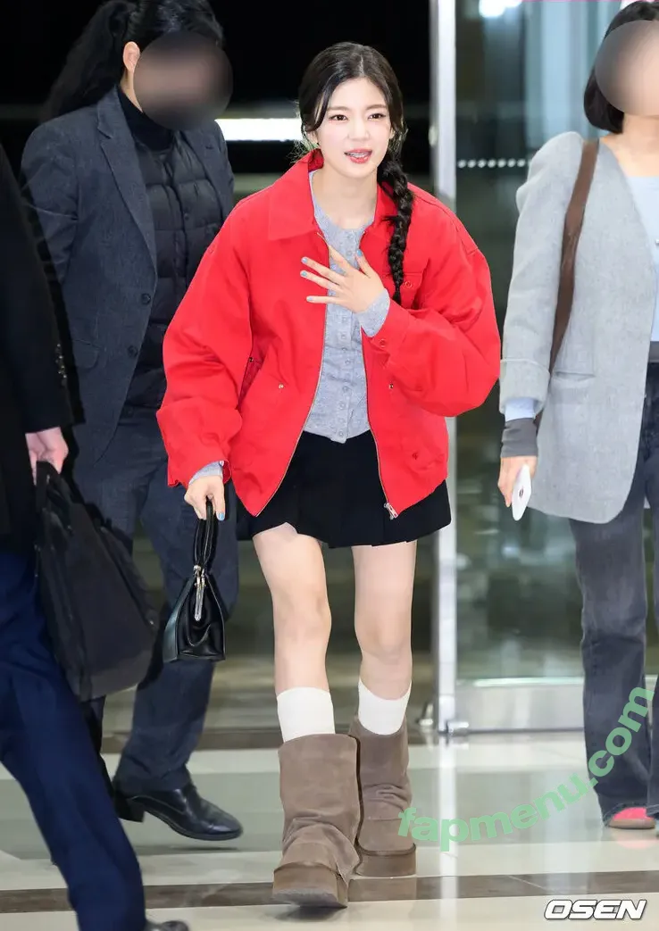 lia_loves___ nude photo #0212 (Choi Ji-su / ITZY / 최지수)