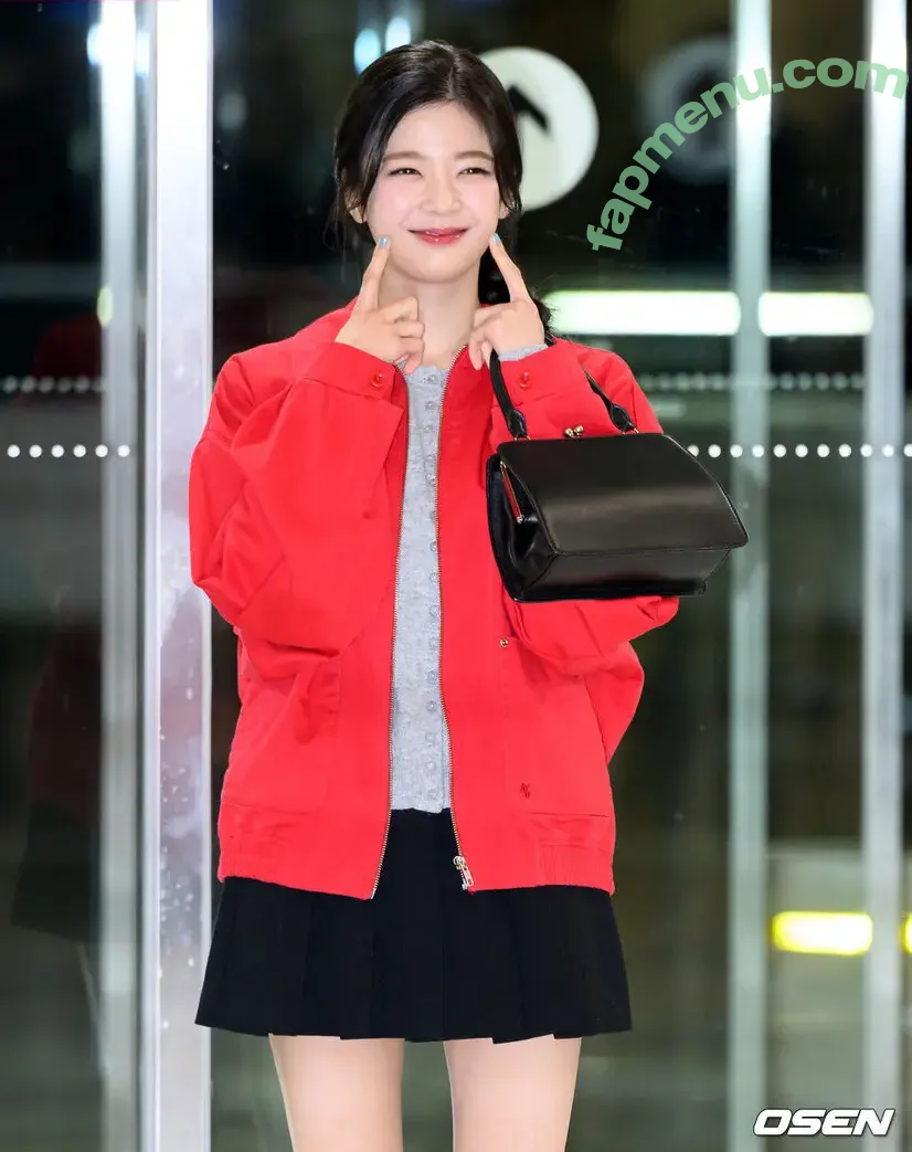 lia_loves___ nude photo #0218 (Choi Ji-su / ITZY / 최지수)