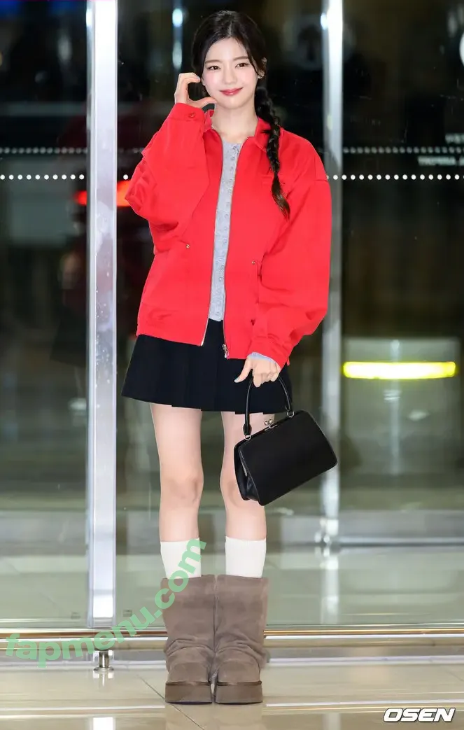 lia_loves___ nude photo #0219 (Choi Ji-su / ITZY / 최지수)