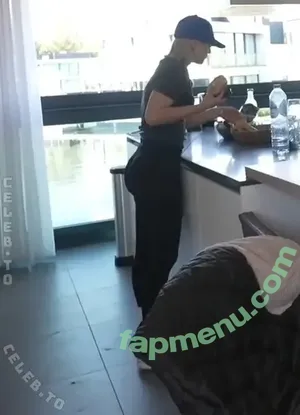 Lia Mitrou / liamitrou / passimitrou nude photo #0064