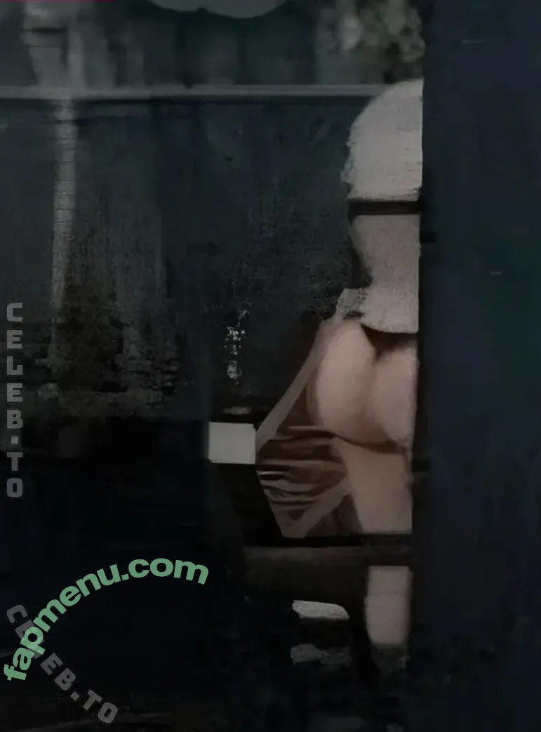 Lia Mitrou nude photo #0044 (liamitrou / passimitrou)