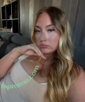  nude photo #0003