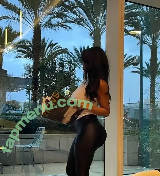 Liagoldy nude photo #0002 (AidaLiaMaria)