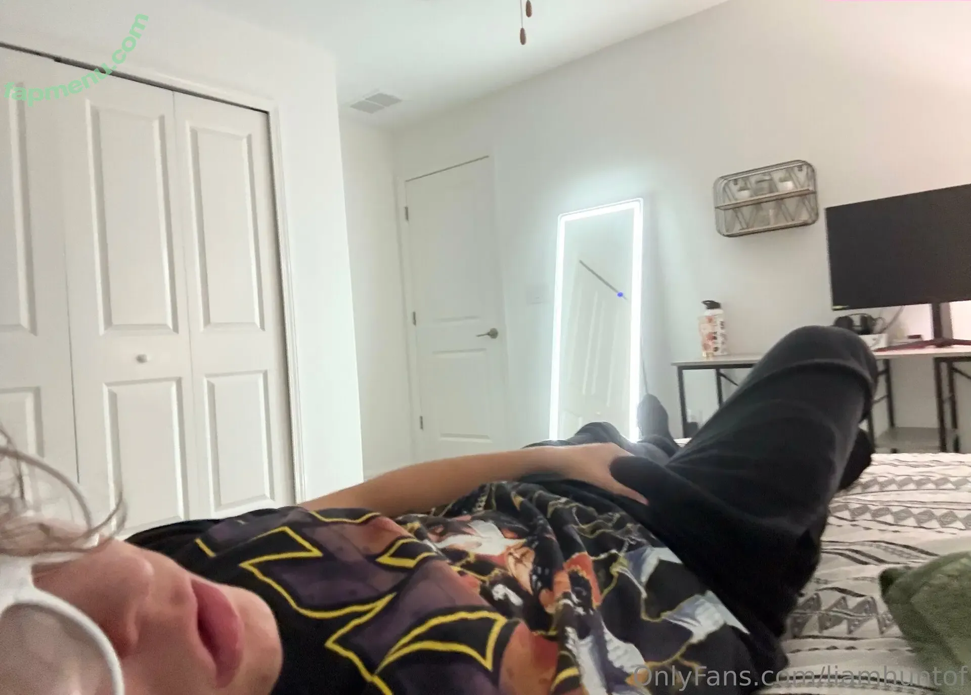 liamhuntof nude photo #0002 (liamhunton_)