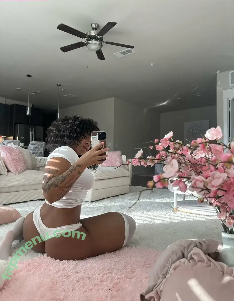 Liamirandalinzy nude photo #0008 (naturalluvsbeauty / theofficial.lialinzy)