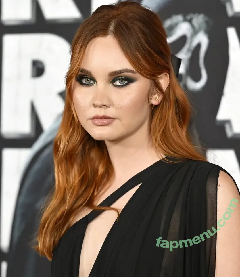 Liana Liberato nude photo #0096 (lianaliberato)