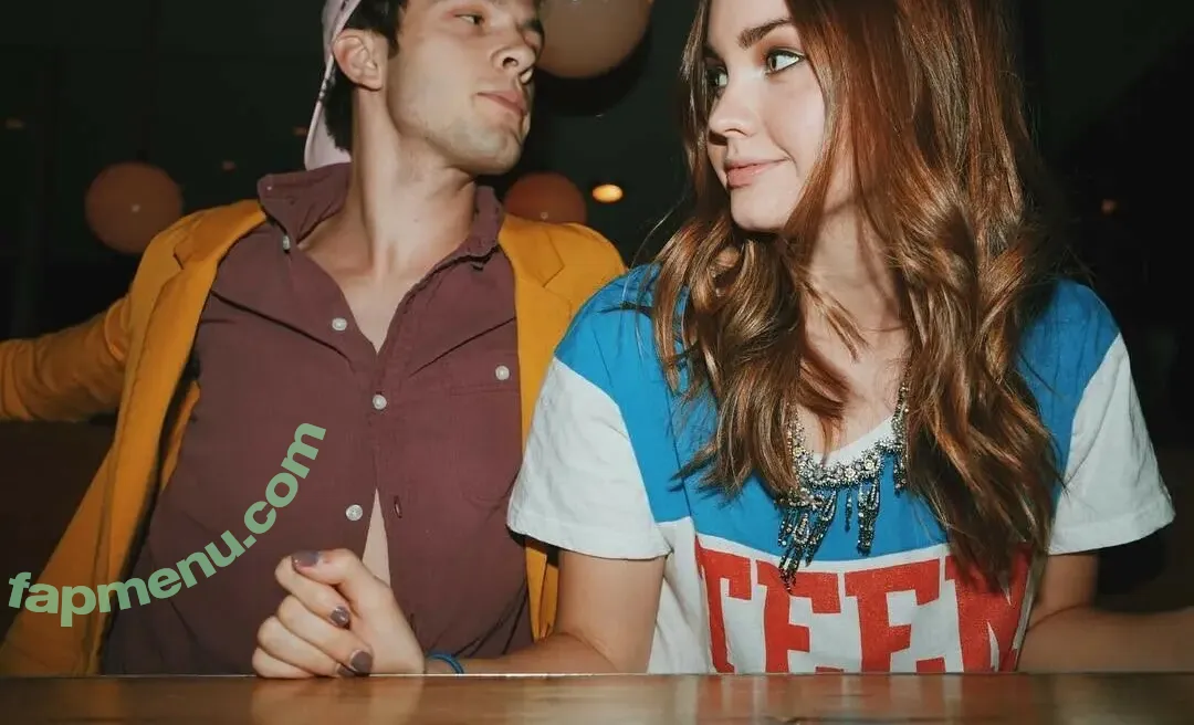 Liana Liberato nude photo #0155 (LianaLiberato)