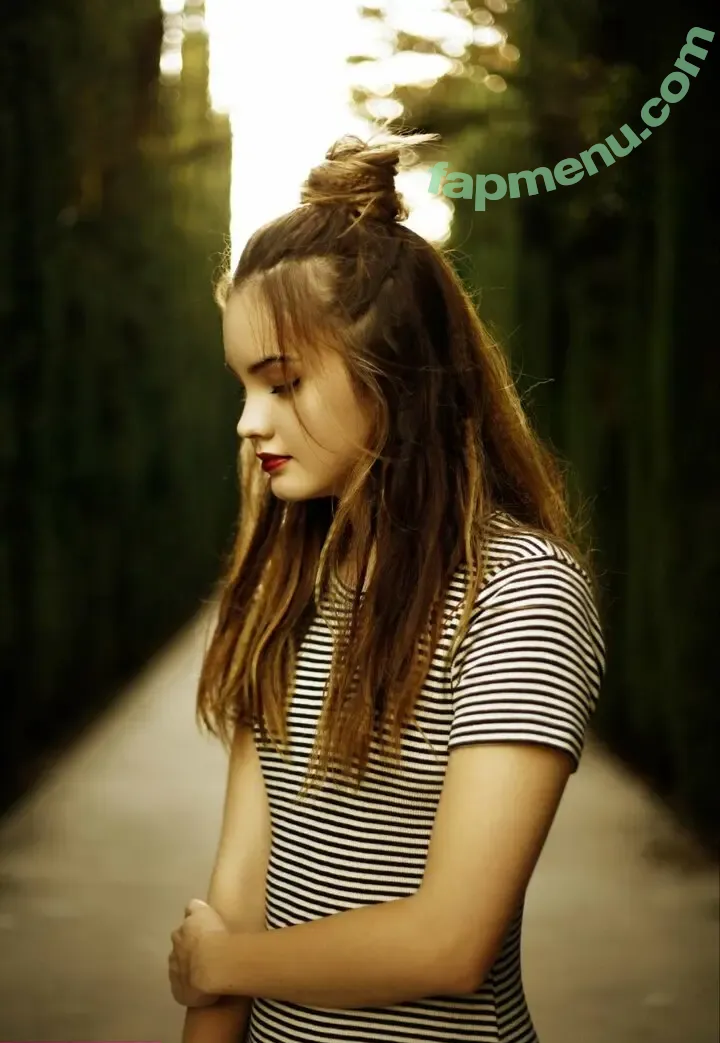 Liana Liberato nude photo #0167 (LianaLiberato)