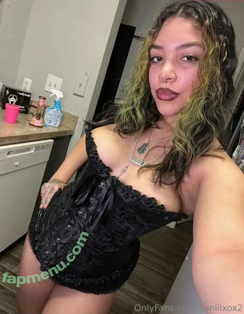lianiiixox2 nude photo #0006 (lianaxoxoxo)