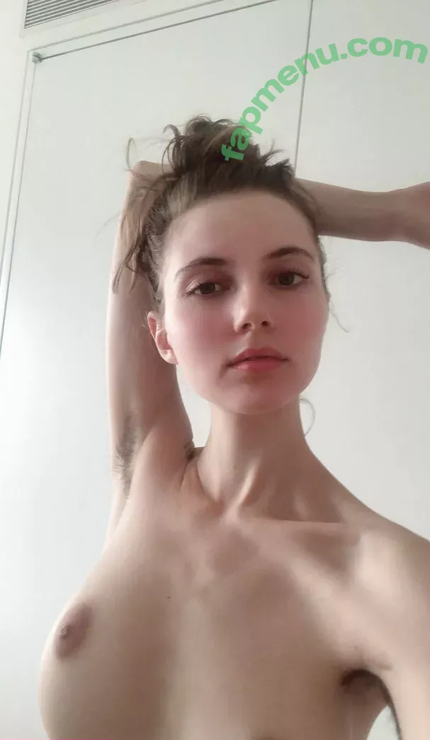Liara Roux nude photo #0075 (liararoux)
