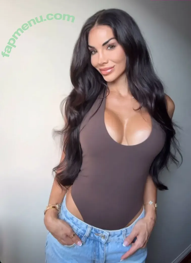 Libby Powell nude photo #0025 (libby_powell / libbypowell_)