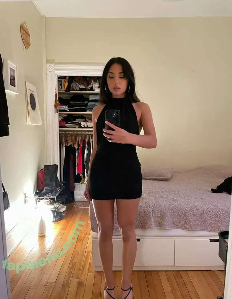 Libby333 nude photo #0004 (Crybbjuice / Livcast)
