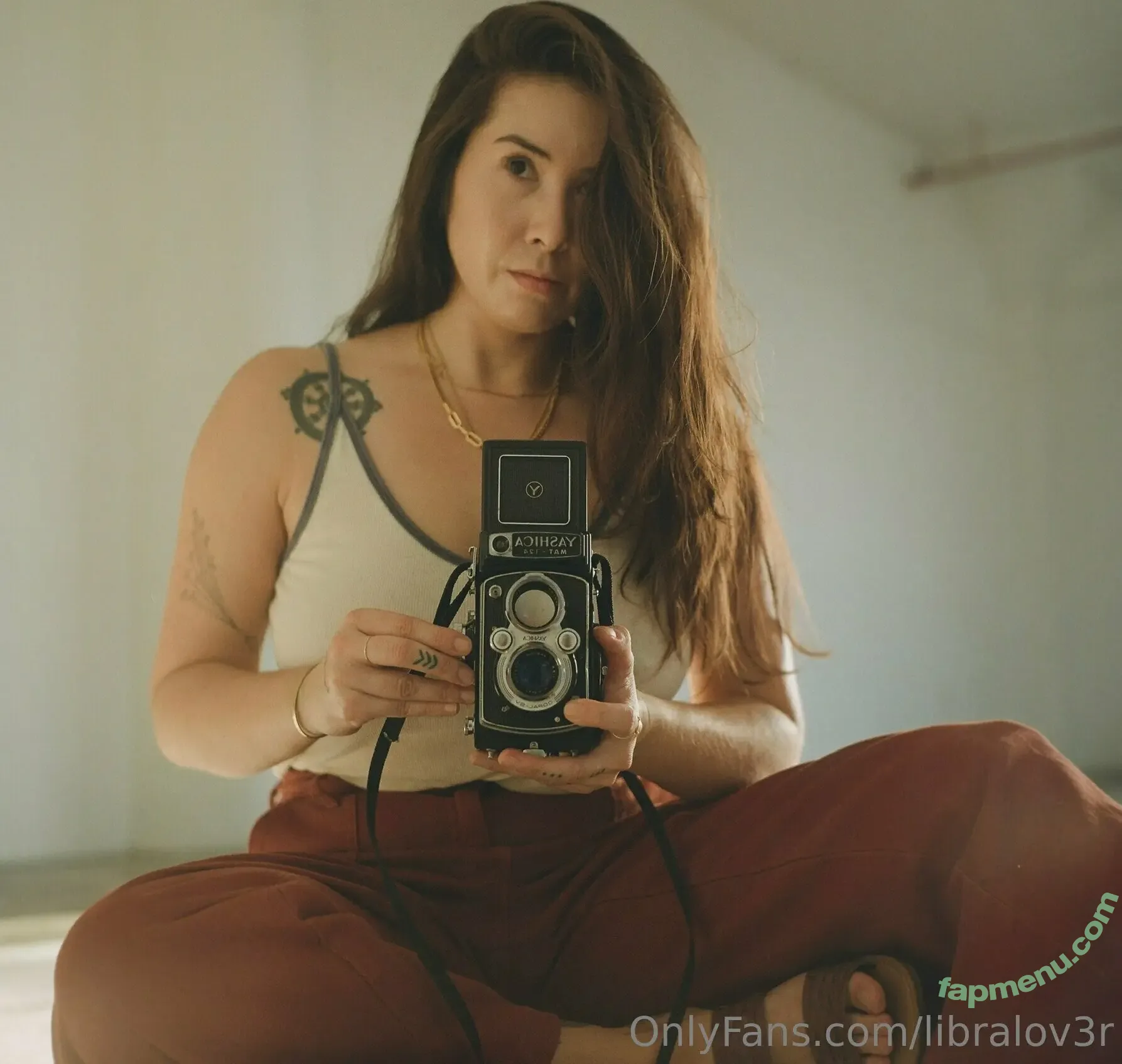 libralov3r nude photo #0042 (libralov3r)