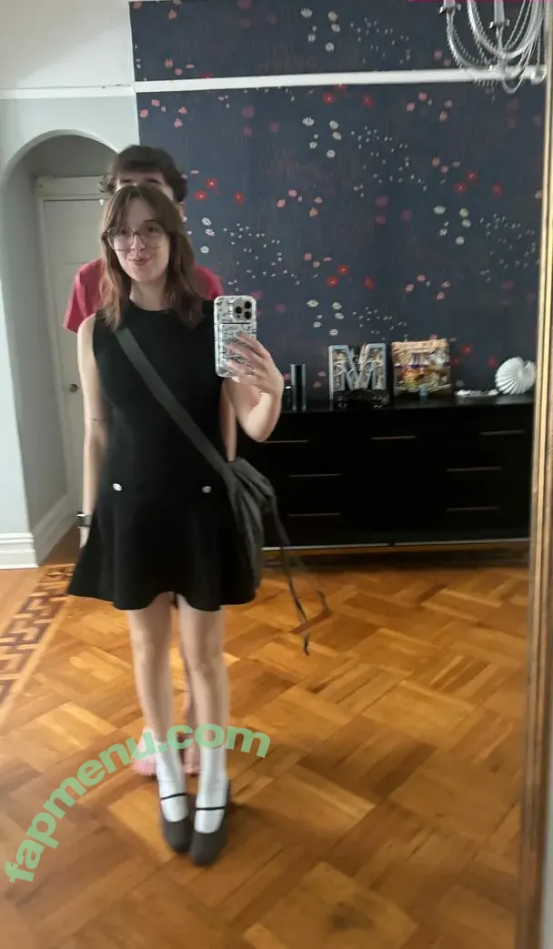 Licetown nude photo #0035 (Joe Mama / JosetteHaha)