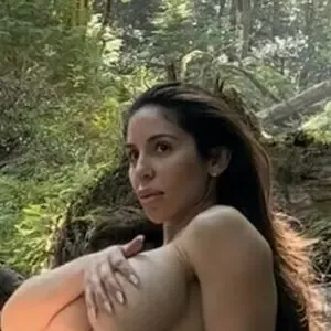 Lidia Alvarez / qbandoll nude photo #0007