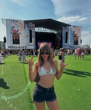 Lidia Izquierdo / Lizpa / lidiaaizquierdo_ nude photo #0048