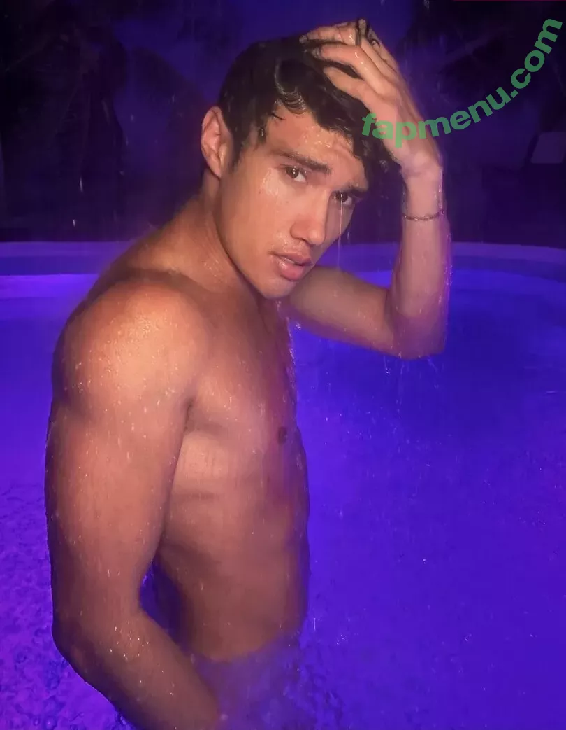 lifeofalexjames nude photo #0169 (alxjames)