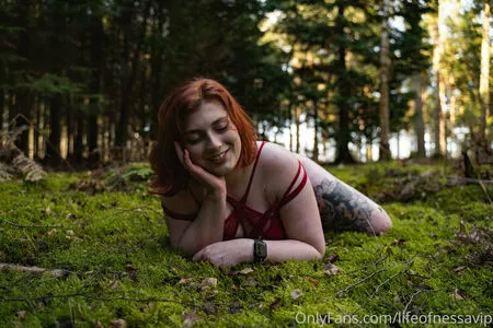 lifeofnessavip / hotstufflildevil nude photo #0363