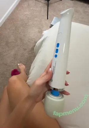 lifewithalexis / hashtagalexiss nude photo #0014