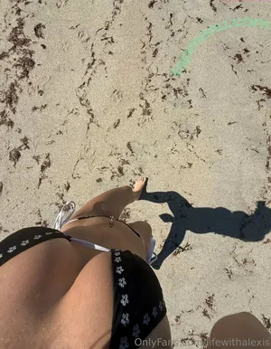 lifewithalexis / hashtagalexiss nude photo #0027