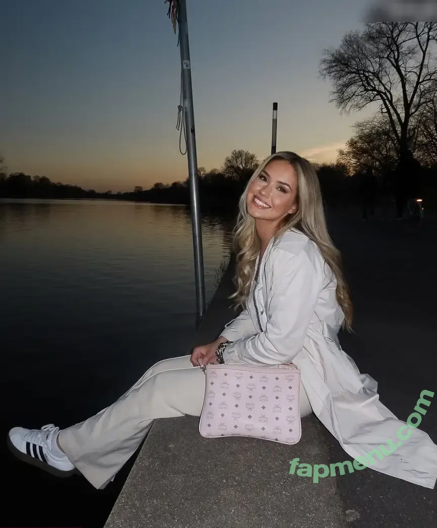 lifewithaliina nude photo #0026 (lifewithaliina)