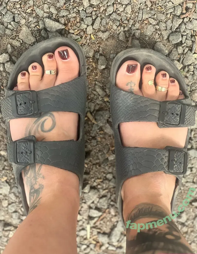 lifewithsoraya nude photo #0015 (lifewithsoraya_)