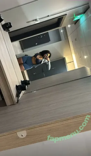 lightskin /  / beautiful.lightskins / light skin / mixed black & white girl nude photo #0681