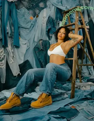 lightskin /  / beautiful.lightskins / light skin / mixed black & white girl nude photo #0795