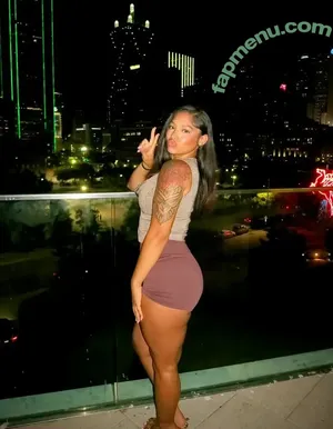 lightskin /  / beautiful.lightskins / light skin / mixed black & white girl nude photo #0803