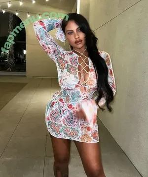 lightskin /  / beautiful.lightskins / light skin / mixed black & white girl nude photo #0853