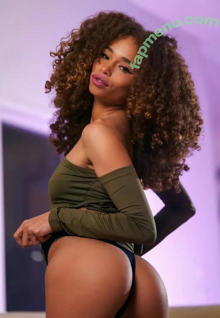 lightskin nude photo #0520 ( / beautiful.lightskins / light skin / mixed black & white girl)