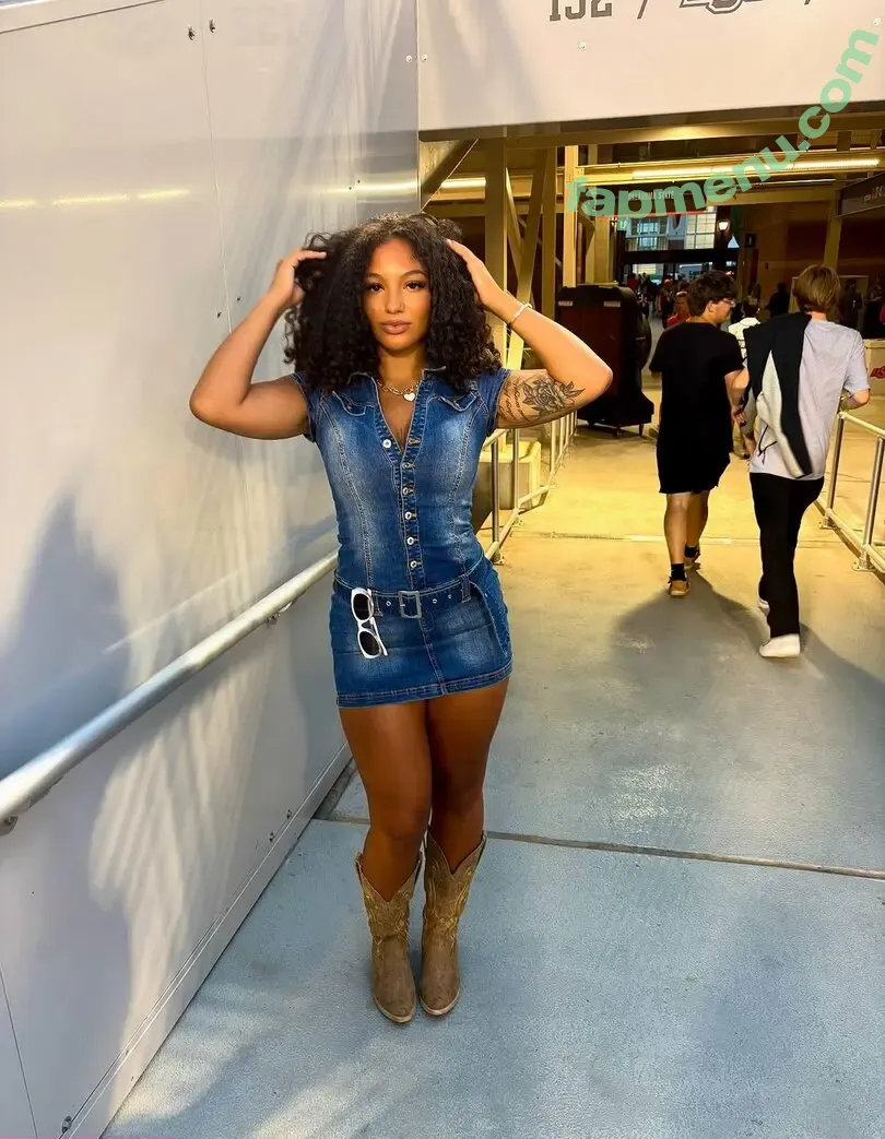 lightskin nude photo #0773 ( / beautiful.lightskins / light skin / mixed black & white girl)