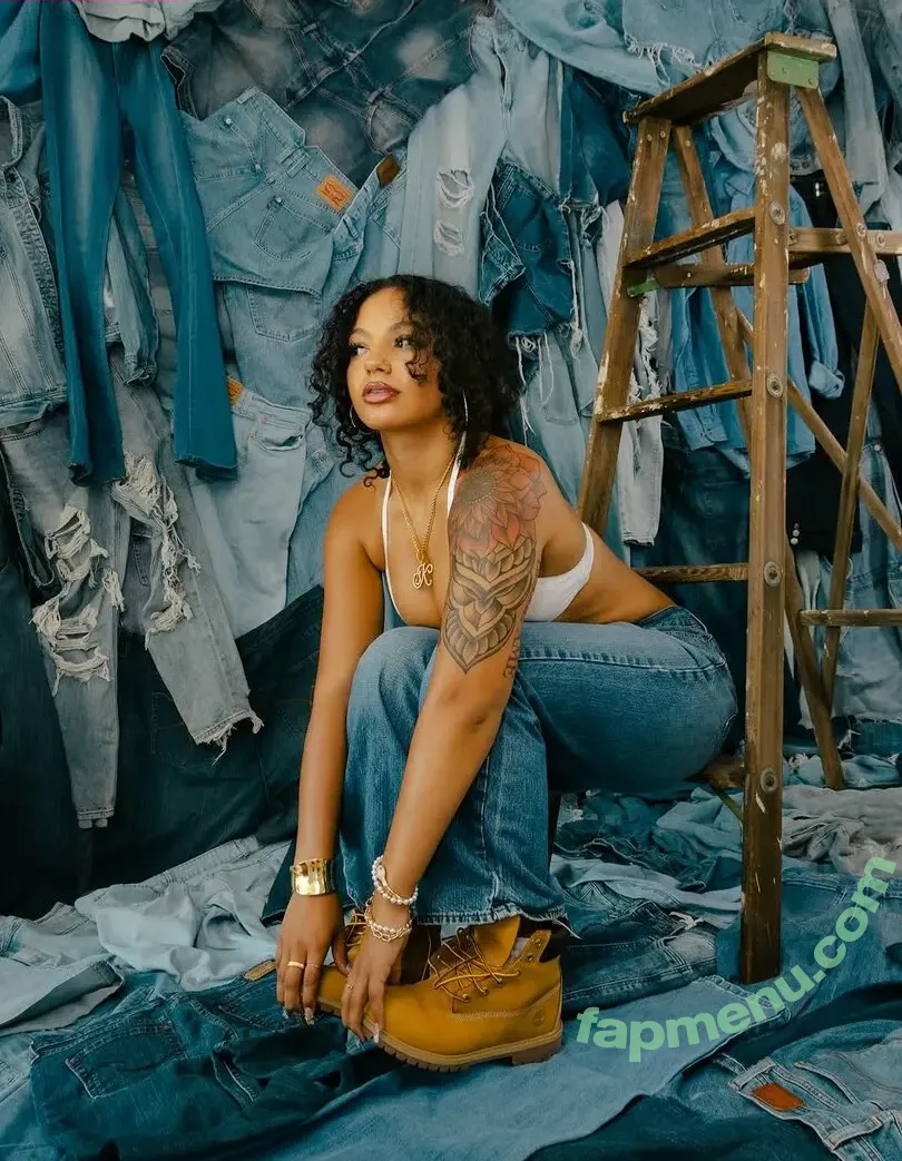 lightskin nude photo #0794 ( / beautiful.lightskins / light skin / mixed black & white girl)