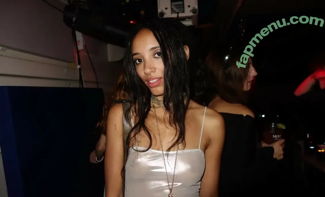 lightskin nude photo #0857 ( / beautiful.lightskins / light skin / mixed black & white girl)