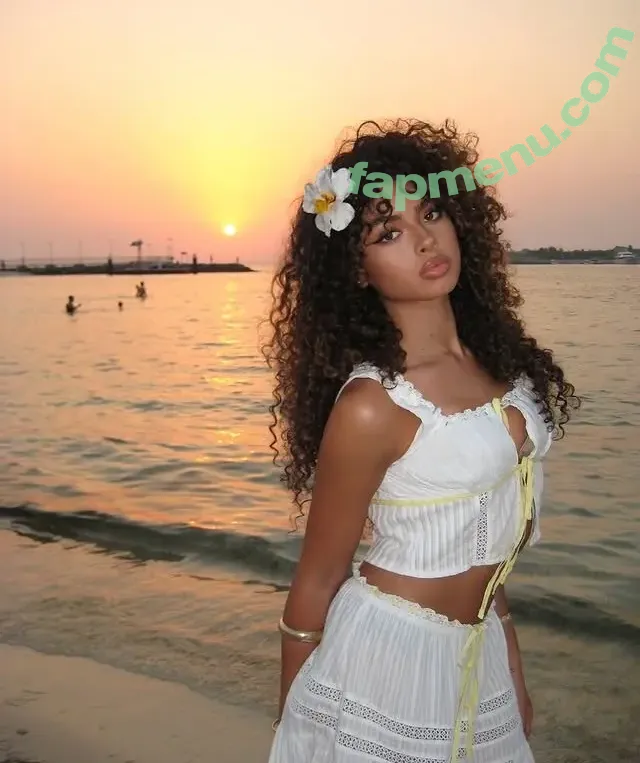 lightskin nude photo #0899 ( / beautiful.lightskins / light skin / mixed black & white girl)