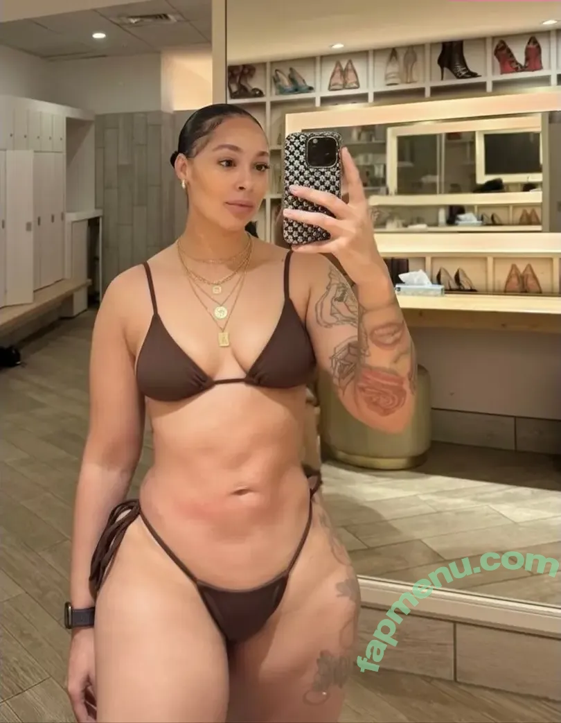 lightskin nude photo #0926 ( / beautiful.lightskins / light skin / mixed black & white girl)