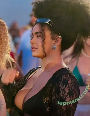 lightskin /  / beautiful.lightskins / light skin / mixed black & white girl nude photo #1046