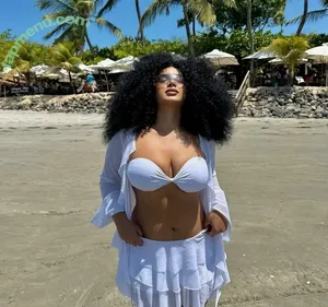 lightskin /  / beautiful.lightskins / light skin / mixed black & white girl nude photo #1047