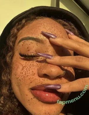 lightskin /  / beautiful.lightskins / light skin / mixed black & white girl nude photo #1056