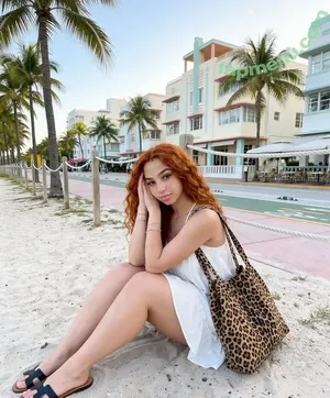 lightskin /  / beautiful.lightskins / light skin / mixed black & white girl nude photo #1139